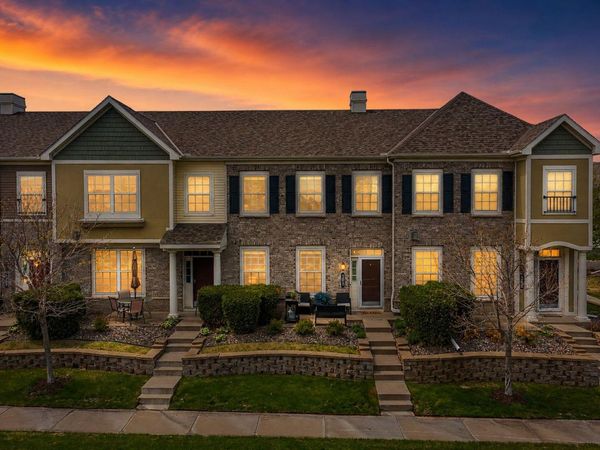 7217 Jewel Lane N, Unit 902, Maple Grove, MN 55311