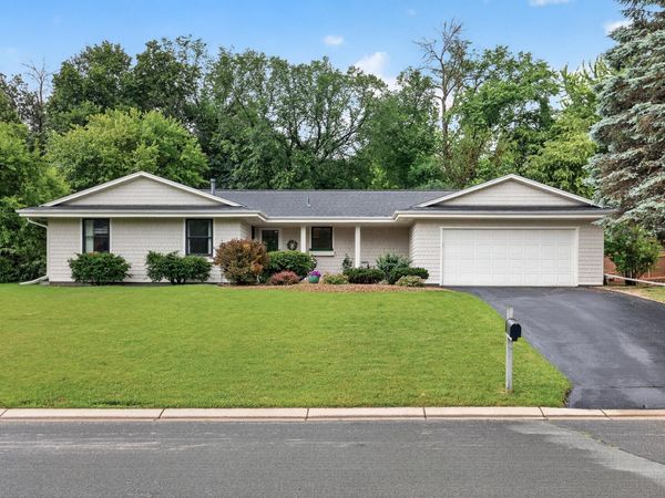 10351 Wildwood Circle, Bloomington, MN 55437