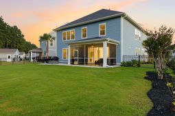 215 Delano Way photo 4