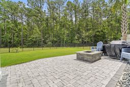215 Delano Way photo 4