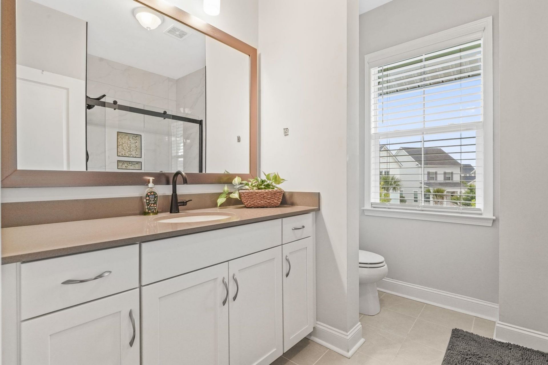 215 Delano Way Photo 30