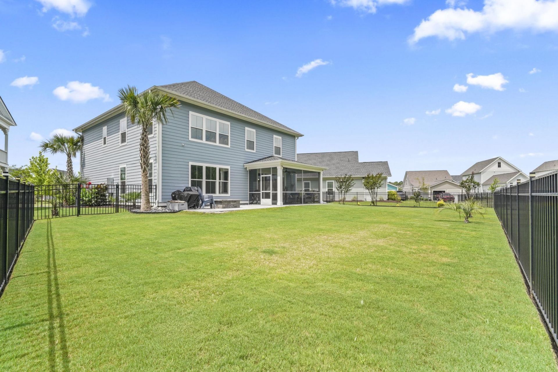 215 Delano Way Photo 41