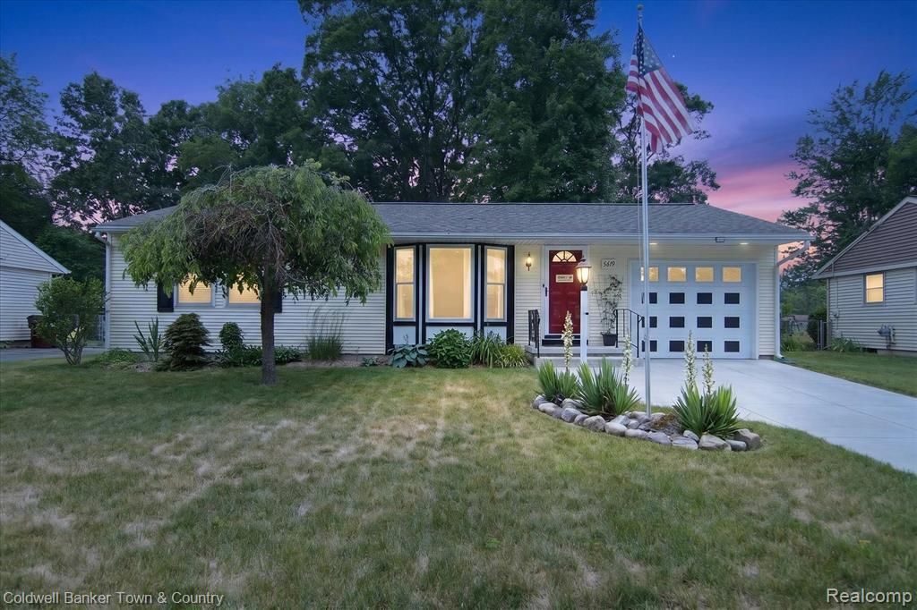 5619 Dogwood Street, Leoni Township, MI 49201 Main Photo