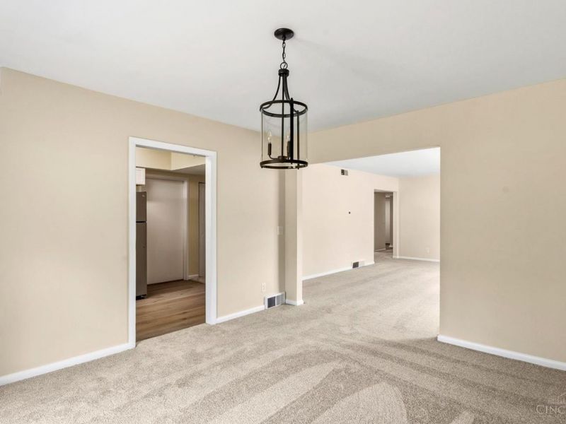 3566 Amberacres Drive, Unit 5, Cincinnati, OH 45237 Photo 9