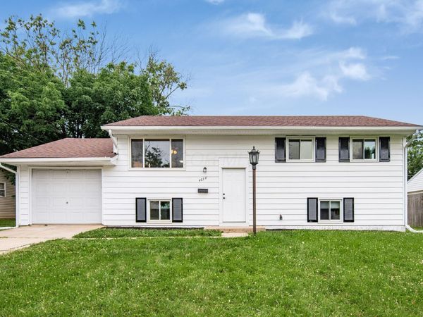 4634 Henley Avenue , Columbus, OH 43228