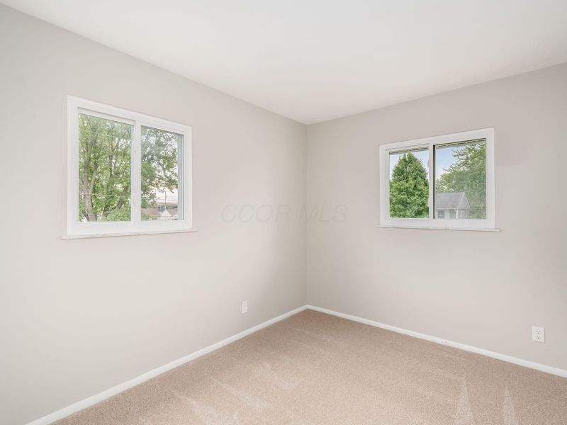 4634 Henley Avenue , Columbus, OH 43228 Photo 19