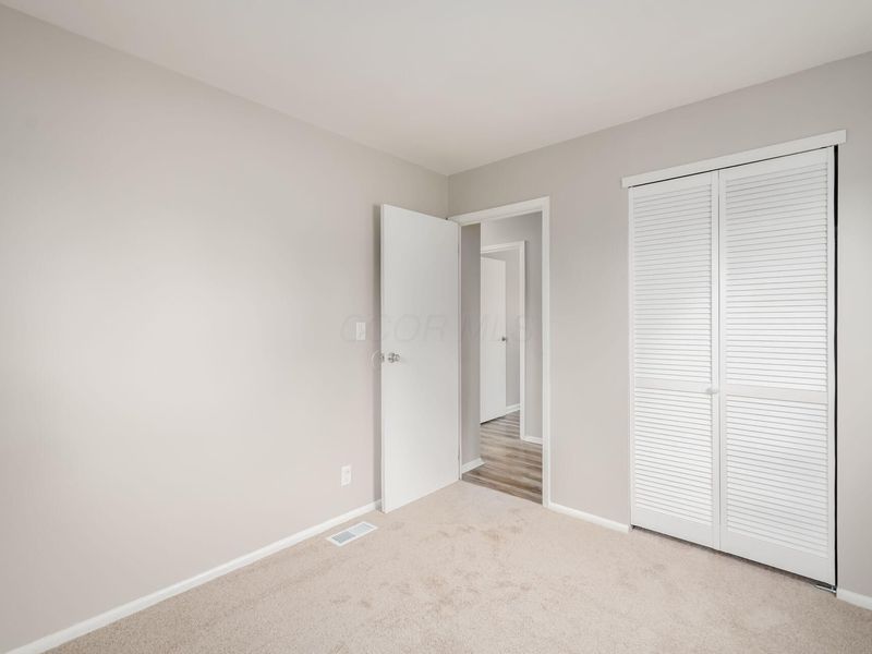 4634 Henley Avenue , Columbus, OH 43228 Photo 20