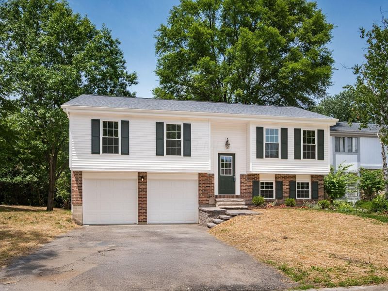 3975 Leather Stocking Trail, Columbus, OH 43230 Photo 2