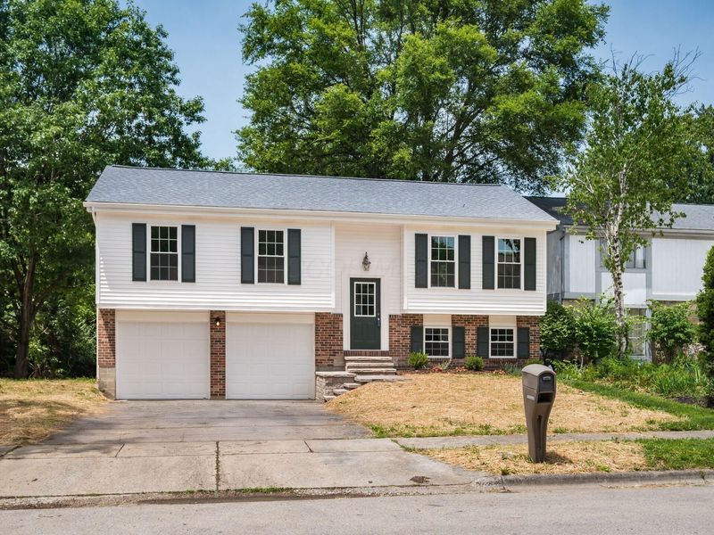 3975 Leather Stocking Trail, Columbus, OH 43230 Photo 3
