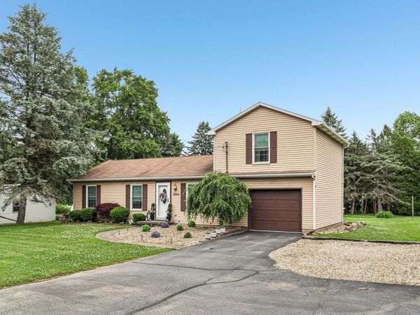 2920 Mercer Rd. , New Castle, PA 16105