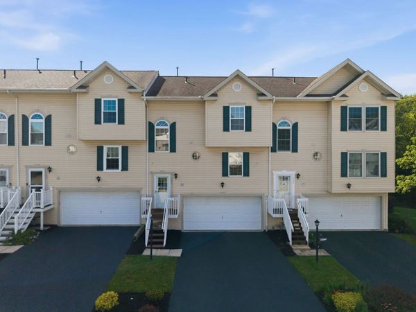151 Manor View Drive , Manor, PA 15665