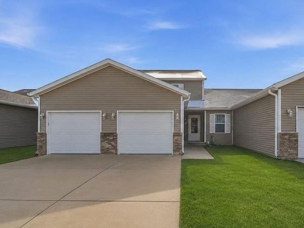 1312 Lois Lane, Waterloo, IA 50702