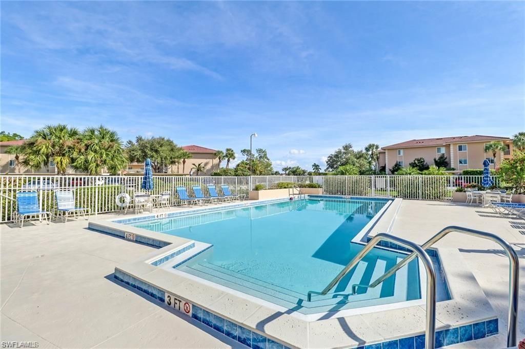 1025 Foxfire Ln, Unit 110, Naples, FL 34104 Photo