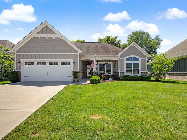 1611 Summerwood, Greenfield, IN 46140