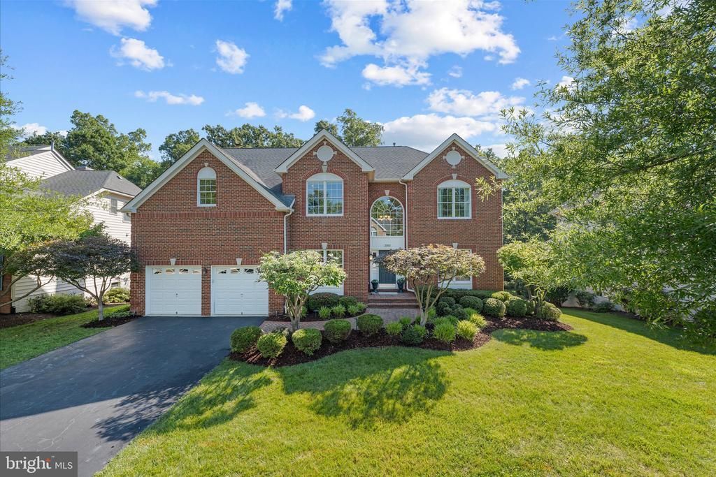 20102 Desert Forest Drive, Ashburn, VA 20147 Main Photo