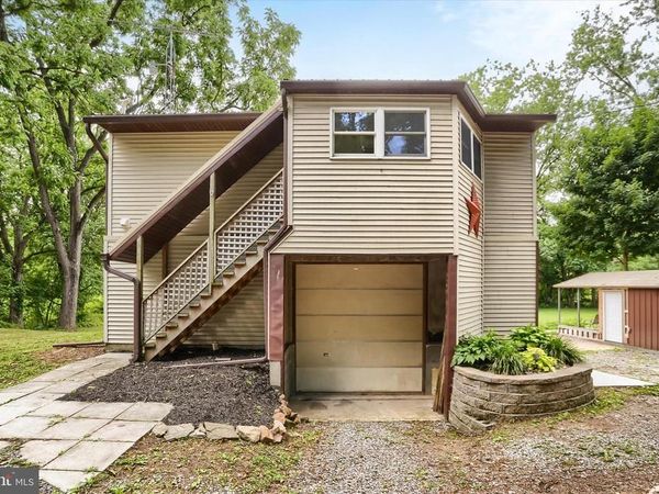 105 ELK DRIVE, CARLISLE, PA 17015