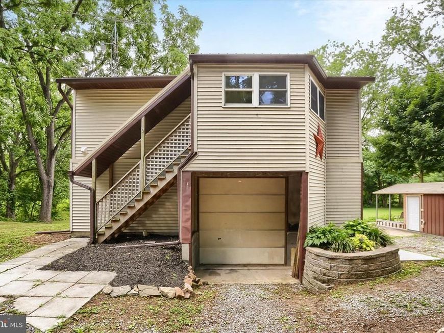 105 Elk Drive, Carlisle, PA 17015 Main Photo