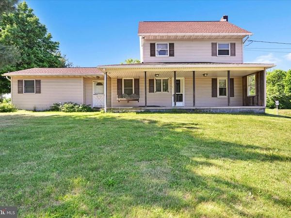 5235 FOUR POINT ROAD , BETHEL, PA 19507