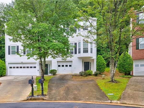 2426 Valley Cove Drive , Duluth, GA 30097