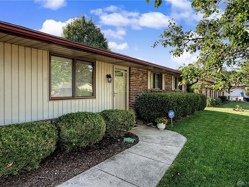 7422 Dial Drive, Huber Heights, OH 45424 Photo 3