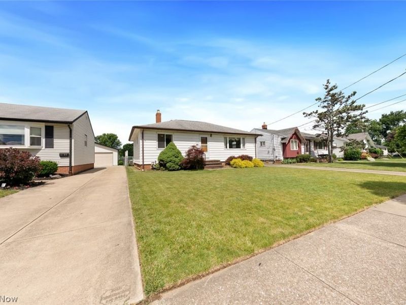 6130 Smith Road, Brook Park, OH 44142 Photo 3