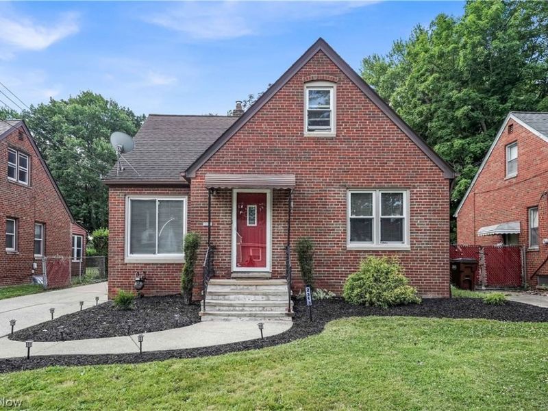 2313 Lorimer Road , Cleveland, OH 44134 Photo 2