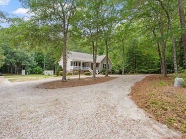 9424 N Manor Drive, Zebulon, NC 27597