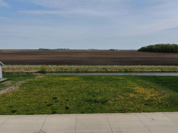 421 White Fox Drive, Clarion, IA 50525