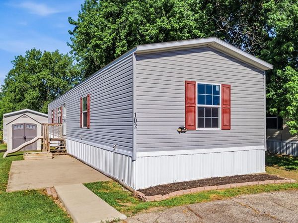 5965 Harrisburg Georgesville Road, Unit 102, Grove City, OH 43123