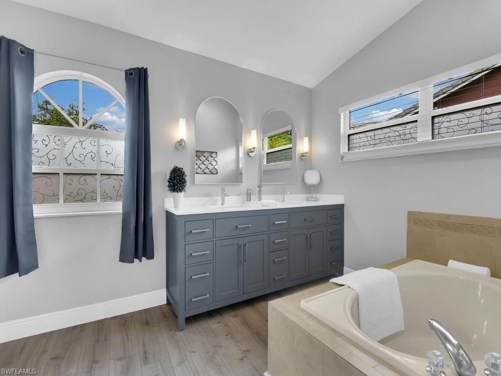 11481 Bent Pine Dr , Fort Myers, FL 33913 Photo