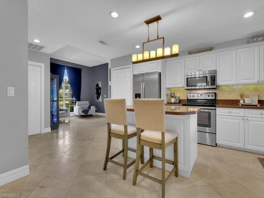 11481 Bent Pine Dr , Fort Myers, FL 33913 Photo