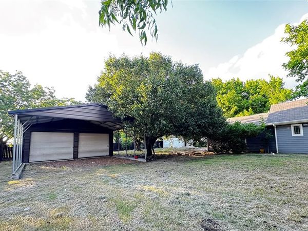 385 Main Street , Dorchester, TX 75459