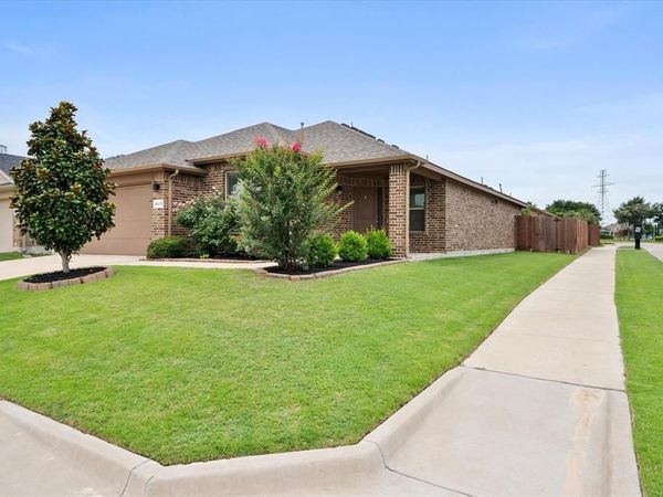 8333 Muddy Creek Drive, Fort Worth, TX 76131