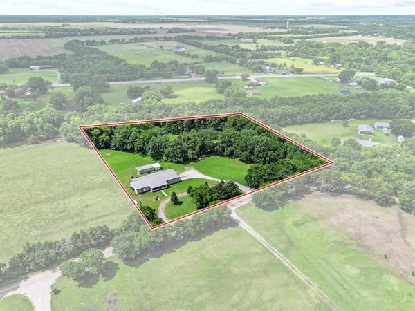 1673 County Road 1525, Ector, TX 75439