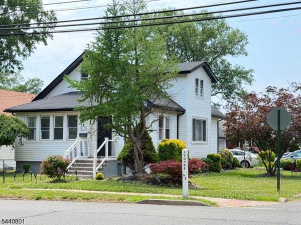 273 Avenel St, Woodbridge, NJ 07001