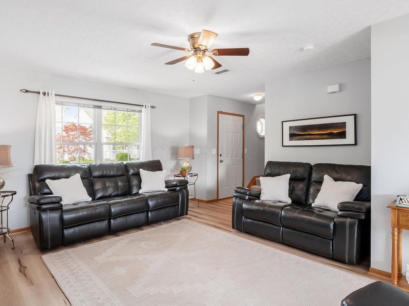 7739 Lupine Drive, Blacklick, OH 43004 Photo 5