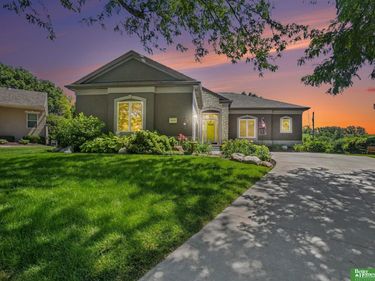 11414 Iowa Circle, Omaha, NE 68142
