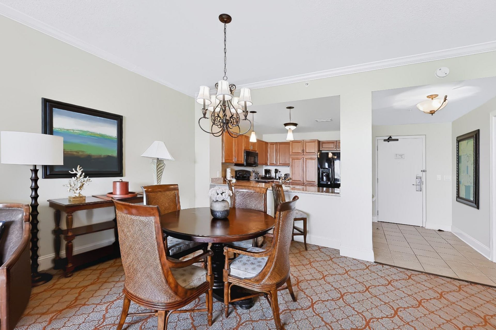 8121 Amalfi Pl.  Photo 10