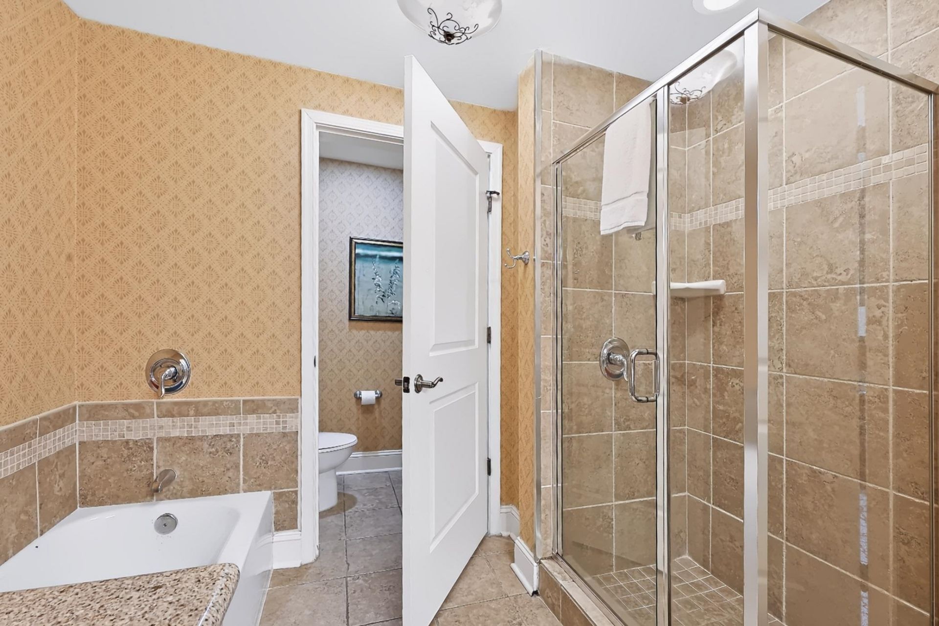 8121 Amalfi Pl.  Photo 15