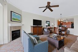 8121 Amalfi Pl.  photo 4