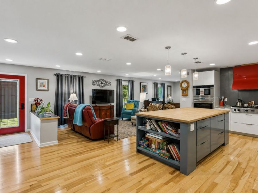 Property Image 9