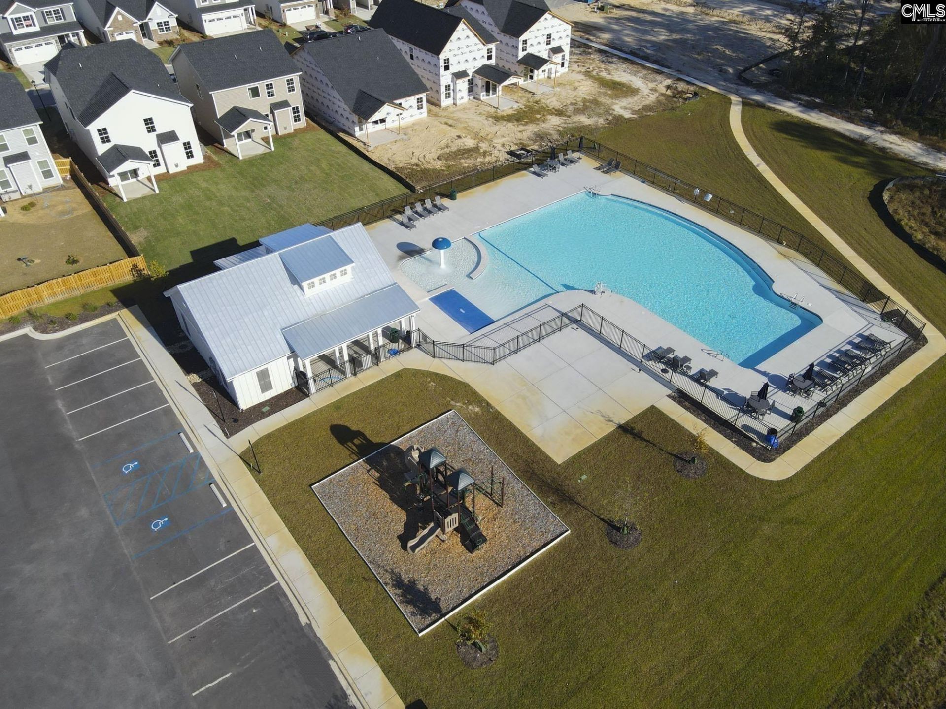 2416 Bold Ruler Road Photo 4