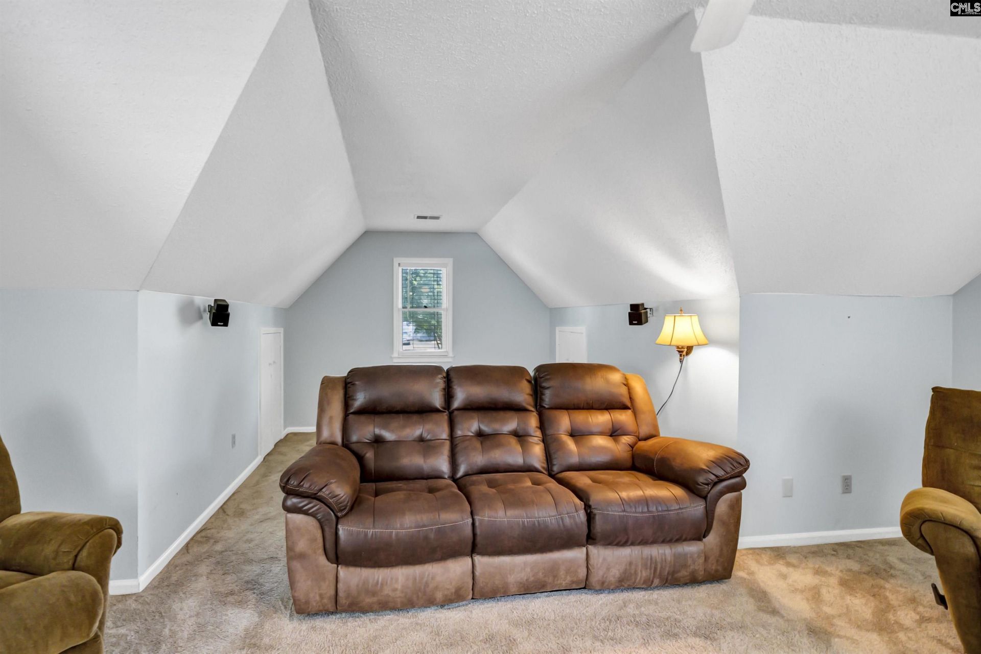 132 Platinum Drive Photo 44