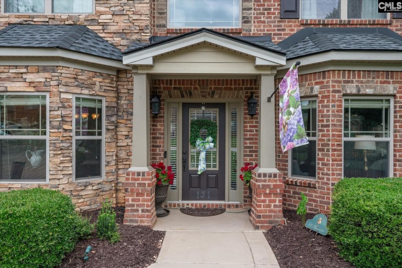 131 Park Place Circle  Photo 4