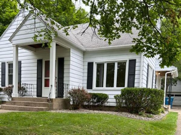 614 Fairview Avenue, Kalamazoo, MI 49008