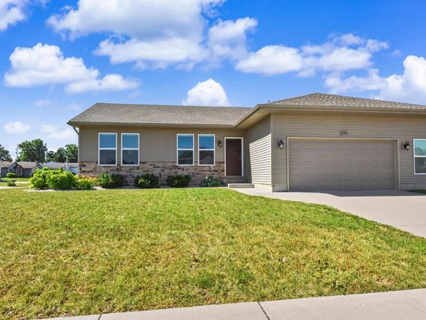2901 Guinness DRIVE, Janesville, WI 53546