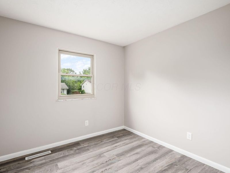 2498 Newburgh Drive , Columbus, OH 43219 Photo 19