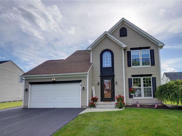 9 Trestle Trail , North Chili, NY 14514