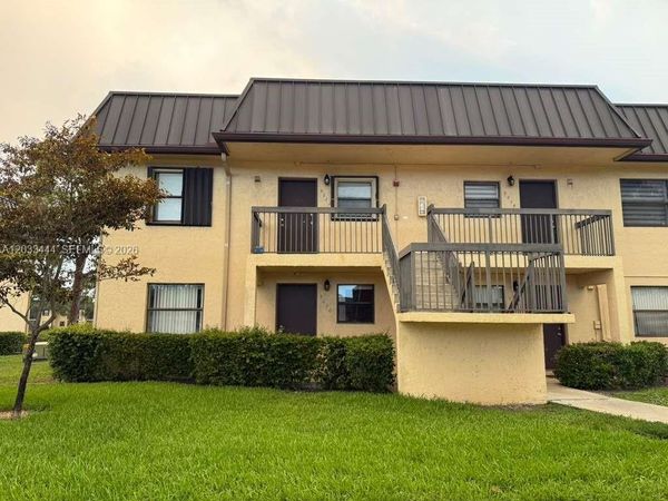 9220 NW 1st St, Unit 101, Pembroke Pines, FL 33024
