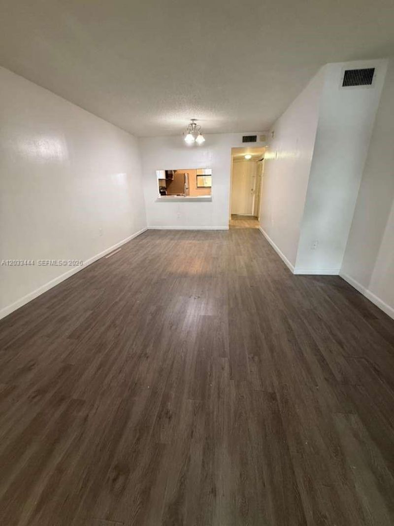 9220 NW 1st St, Unit 101, Pembroke Pines, FL 33024 Photo